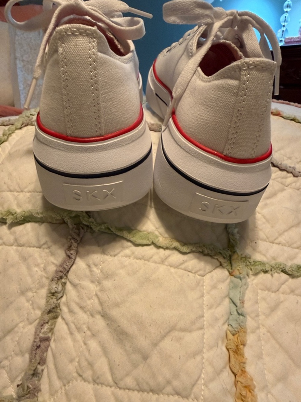 Skechers Women's White Low-Top Sneakers with Red Details - Picture 5 of 7